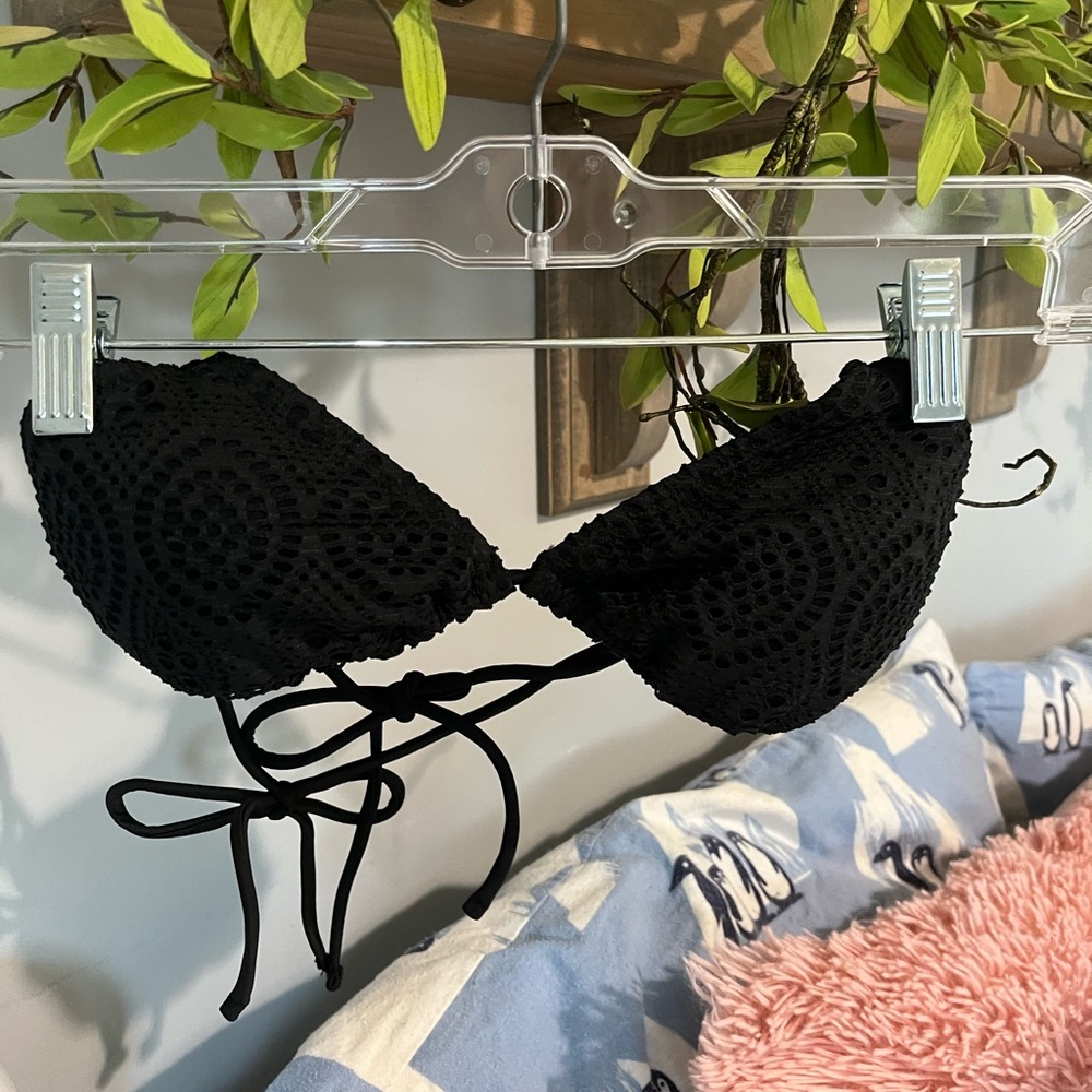Bikini Black Crochet Lace Swimsuit Top Womens Small New